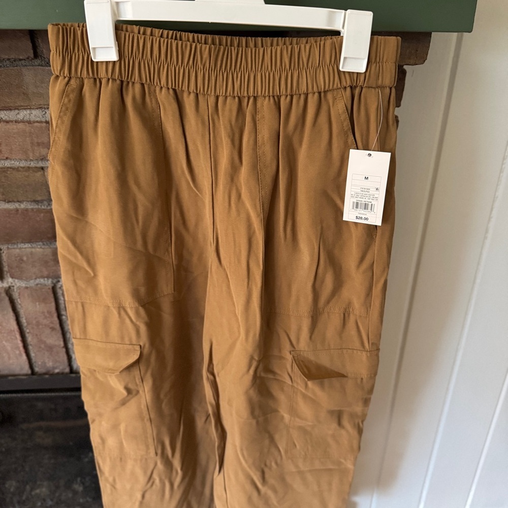 A New Day Women’s Size Medium Stylish Tan Pants with Elastic Waist